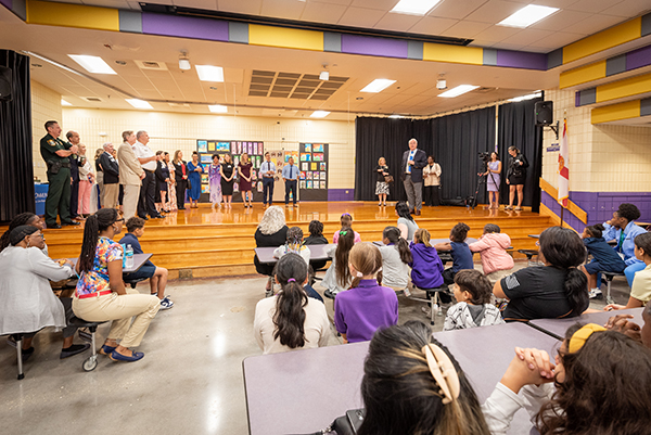 Pat Neal addresses parents, students and community leaders.